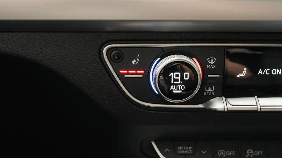 AUDI Q5 Q5 40 TDI mHEV Quattro S tronic