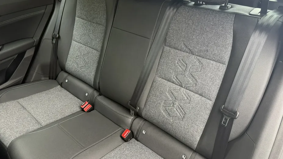 RENAULT Austral Austral 1.3 TCe mHEV Evolution aut Nowy