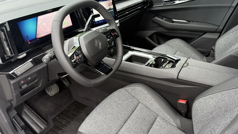 RENAULT Austral Austral 1.3 TCe mHEV Evolution aut Nowy