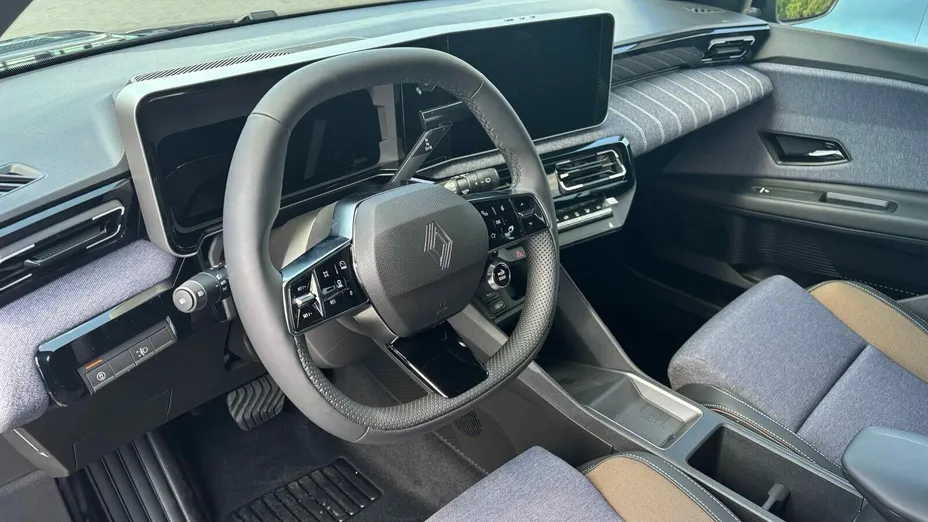 RENAULT R5 R5 40kWh Urban Range Techno Nowy