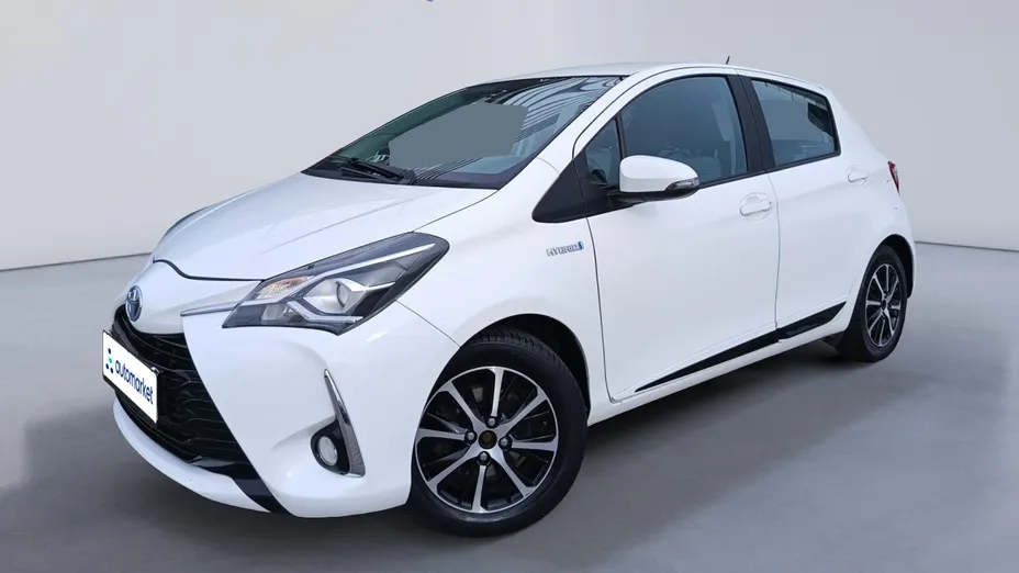 TOYOTA Yaris Yaris Hybrid 100 Premium