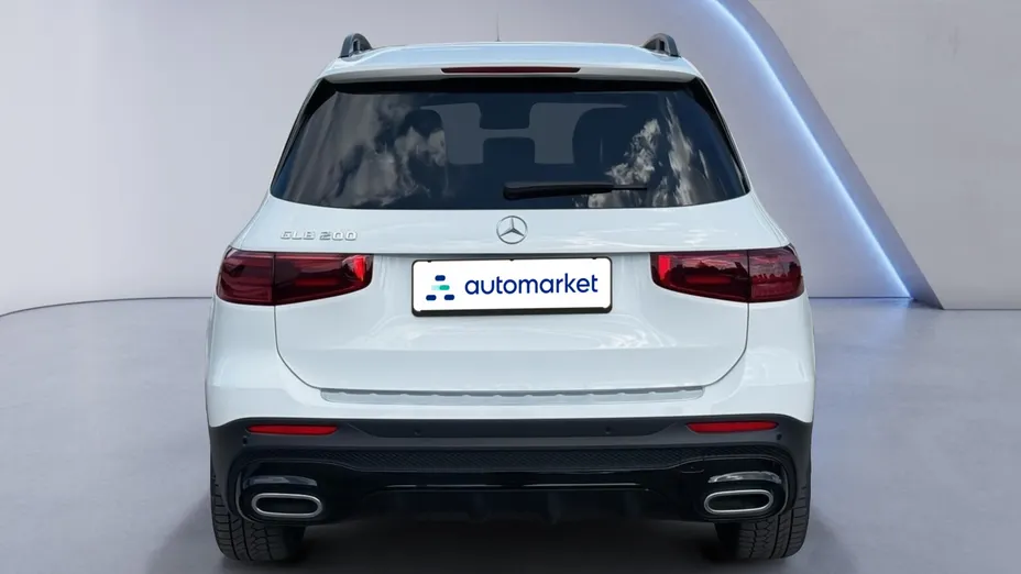 MERCEDES-BENZ GLB GLB 200 AMG Line 7G-DCT