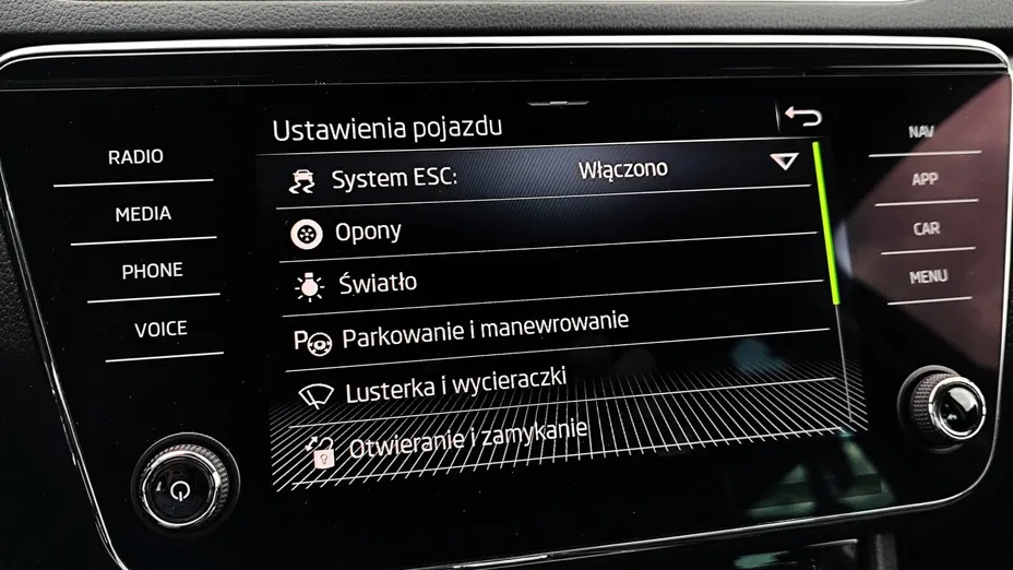 SKODA Superb Superb 2.0 TDI SCR Style DSG