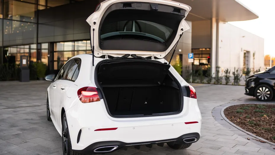MERCEDES-BENZ A Klasa A 200 AMG Line 7G-DCT