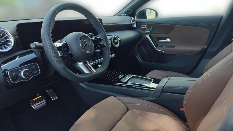 MERCEDES-BENZ CLA CLA 200 mHEV AMG Line 7G-DCT Nowy