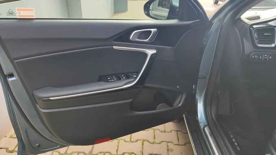 KIA XCeed XCeed 1.5 T-GDI Business Line DCT