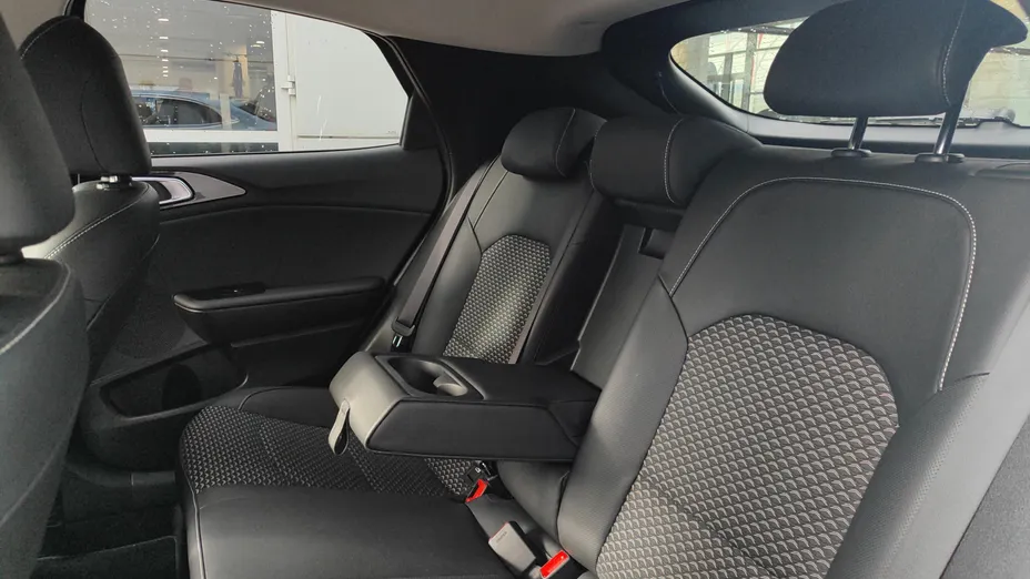 KIA XCeed XCeed 1.5 T-GDI Business Line DCT