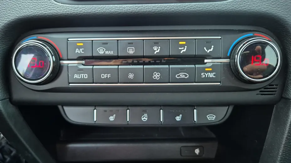 KIA Cee'd Ceed 1.5 T-GDI GT-Line DCT