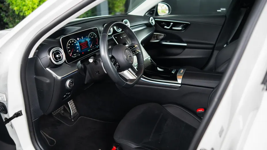 MERCEDES-BENZ C Klasa C 200 mHEV 4-Matic AMG