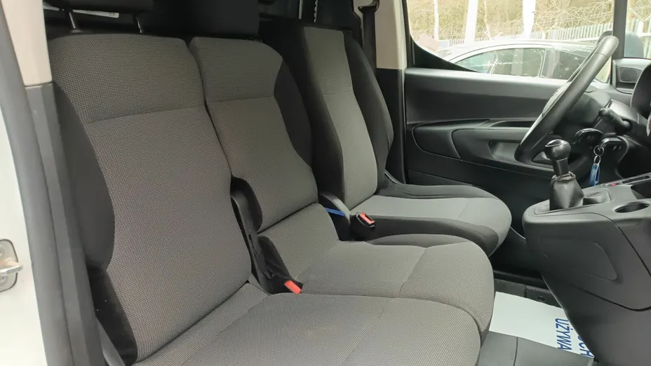 TOYOTA Proace Proace Kombi 1.5 D-4D Medium 2,6t