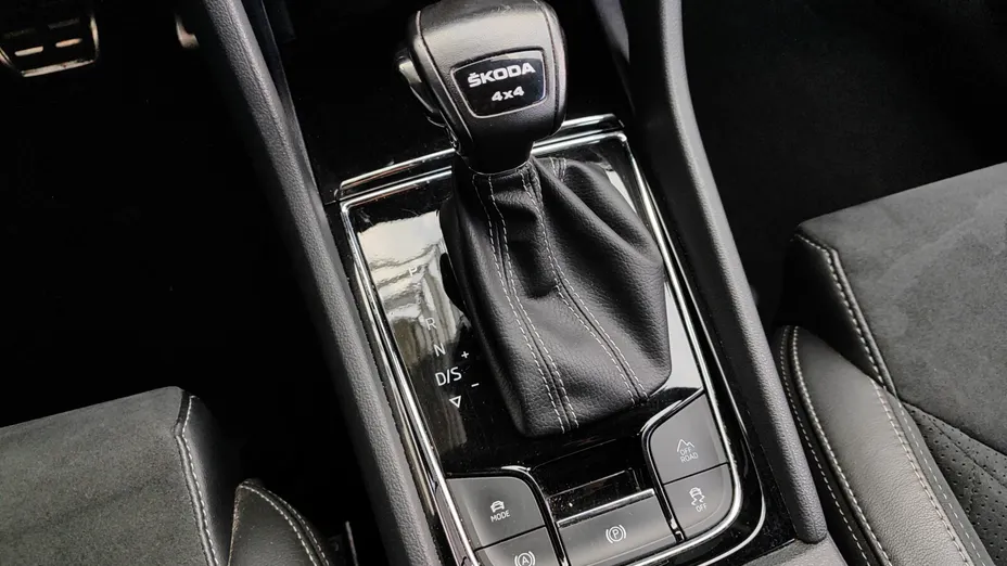 SKODA Kodiaq Kodiaq 2.0 TDI 4x4 Sportline DSG