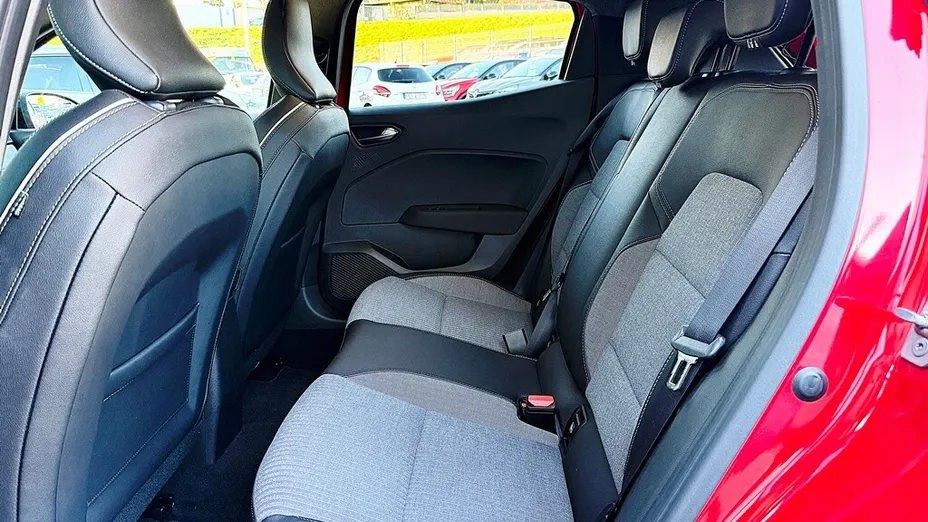 RENAULT Clio Clio 1.0 TCe Techno X-Tronic