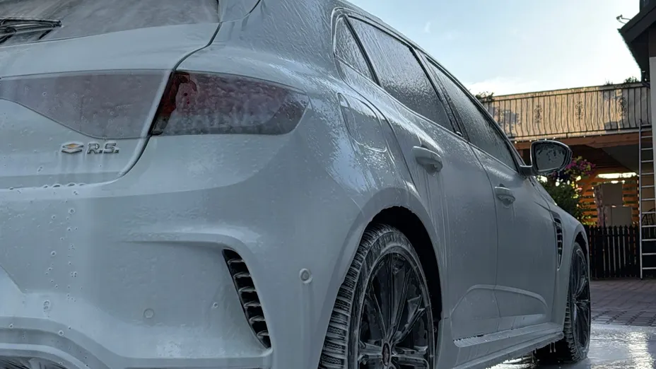 RENAULT Megane Megane 1.8 TCe FAP R.S. Trophy EDC