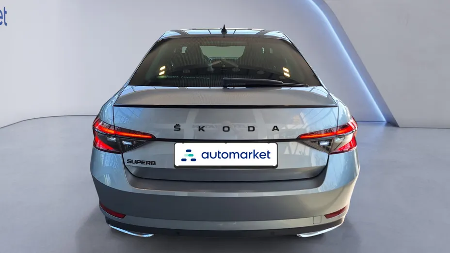 SKODA Superb Superb 2.0 TDI SCR Sportline DSG