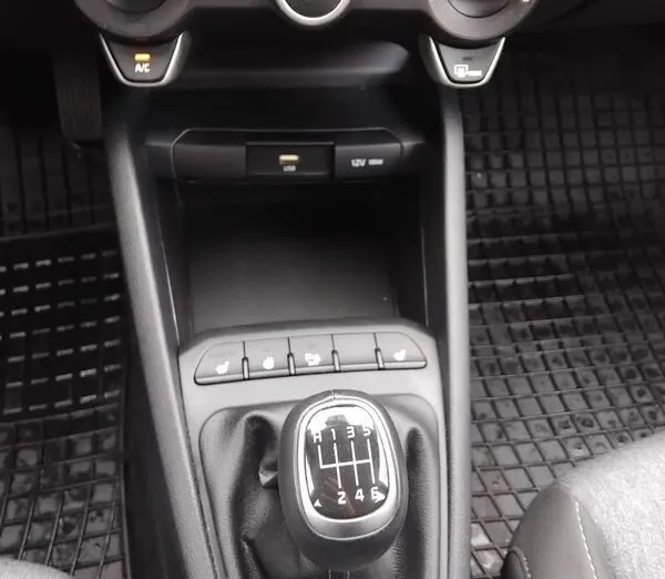 KIA Stonic Stonic 1.0 T-GDI M