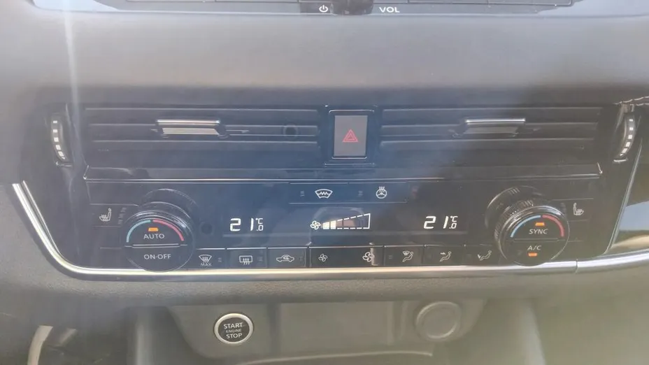 NISSAN Qashqai Qashqai 1.3 DIG-T mHEV N-Connecta Xtronic