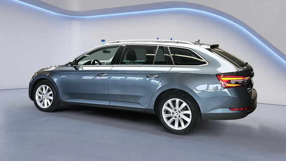 SKODA Superb Superb 2.0 TDI SCR Ambition DSG