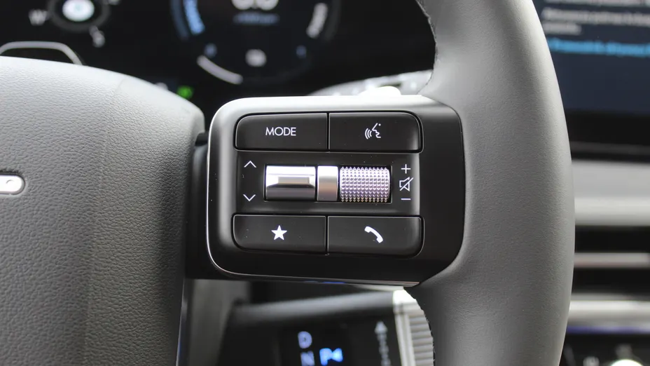 HYUNDAI Santa Fe Santa Fe 1.6 T-GDI HEV Executive aut Nowy