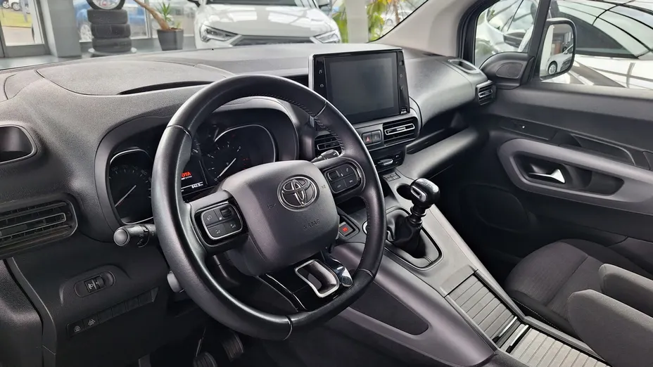 TOYOTA Proace City Verso Proace City Verso 1.5 D-4D Family