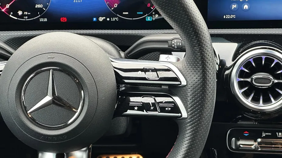 MERCEDES-BENZ A Klasa A 200 7G-DCT