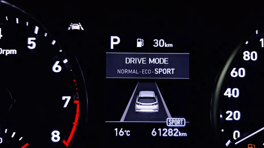 HYUNDAI i30 i30 1.0 T-GDI Smart DCT