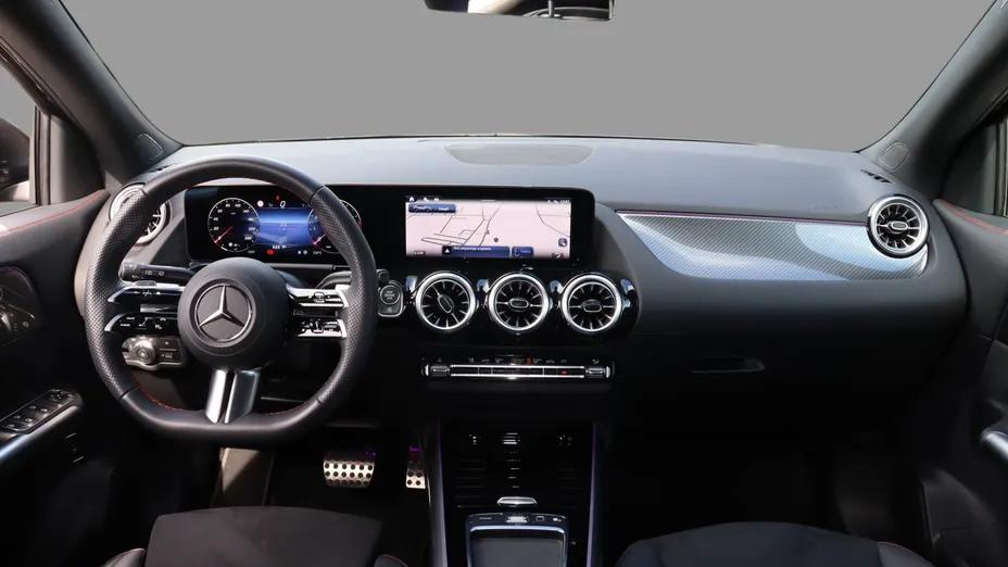 MERCEDES-BENZ GLA GLA 200 mHEV AMG Line 7G-DCT