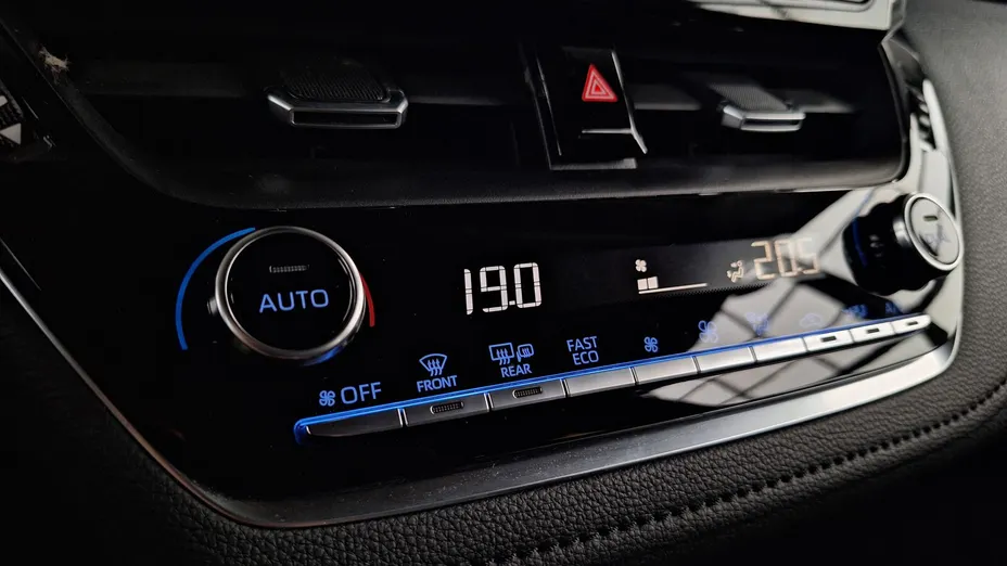 TOYOTA Corolla Corolla 1.5 Comfort