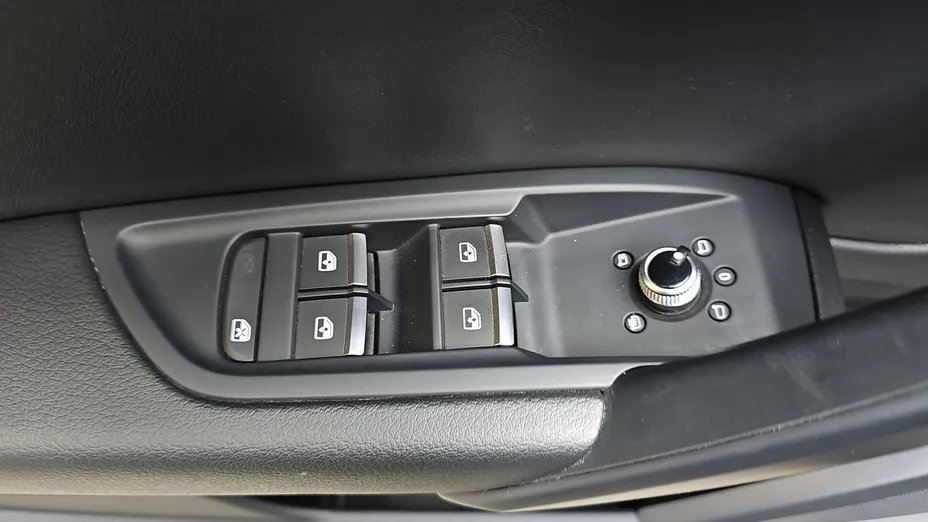 AUDI Q5 Q5 40 TDI mHEV Quattro S Line S tronic