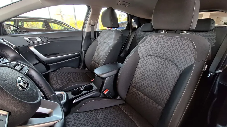 KIA Cee'd Ceed 1.4 T-GDI M DCT