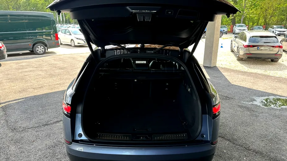 LAND ROVER Range Rover Velar Velar 2.0 P250 R-Dynamic SE
