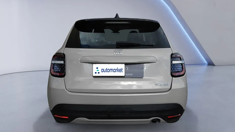 FIAT 600 600 1.2 Turbo Hybrid eDCT