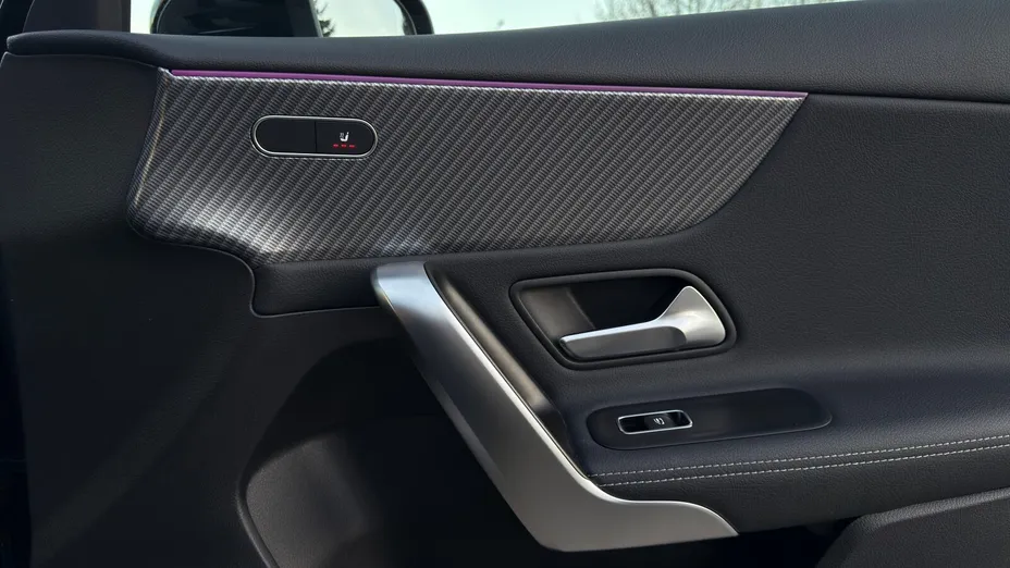 MERCEDES-BENZ A Klasa A 200 7G-DCT