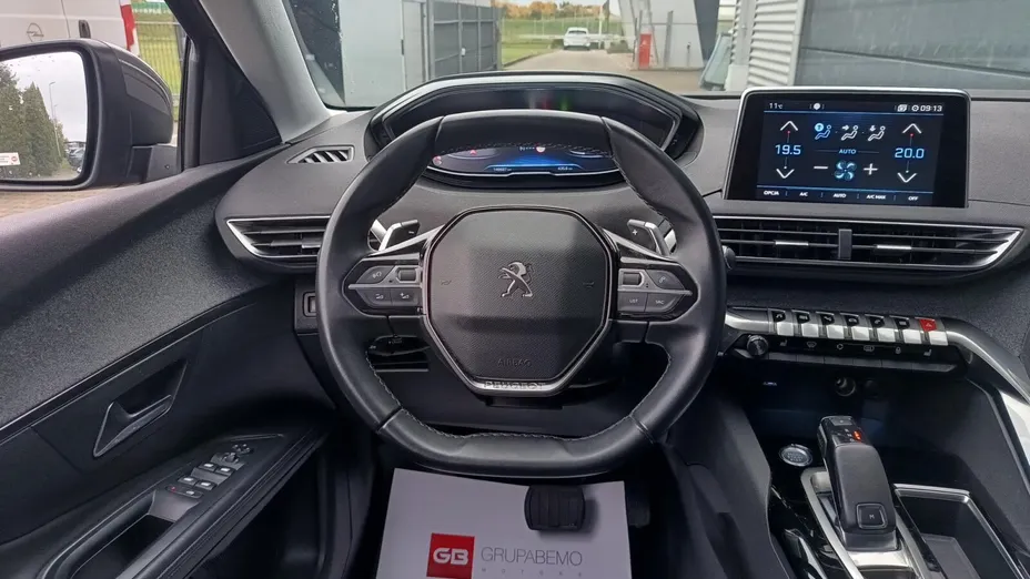 PEUGEOT 5008 5008 1.6 PureTech Allure S&S EAT8