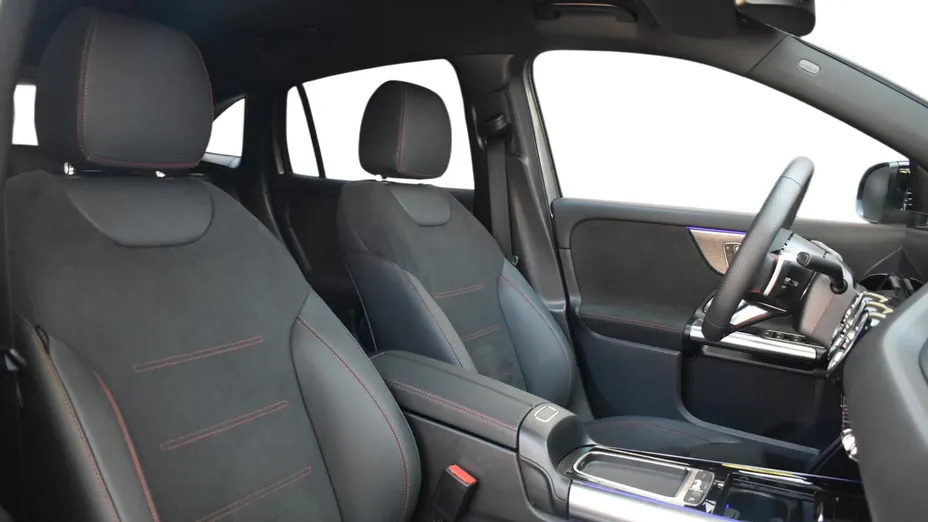 MERCEDES-BENZ GLA GLA 200 d 4-Matic AMG Line 8G-DCT