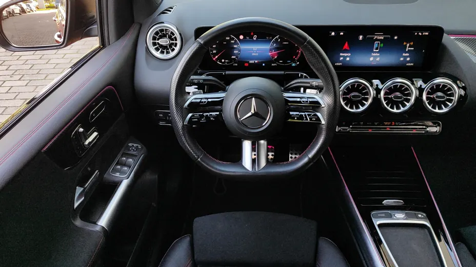 MERCEDES-BENZ B Klasa B 220 4-Matic mHEV AMG Line 8G-DCT