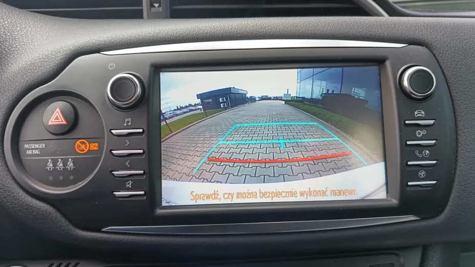 TOYOTA Yaris Yaris Hybrid 100 Premium