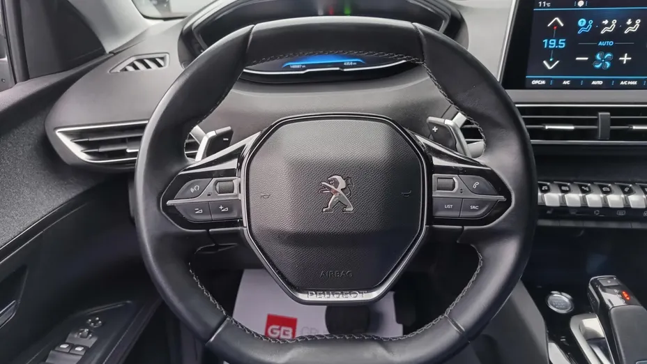 PEUGEOT 5008 5008 1.6 PureTech Allure S&S EAT8