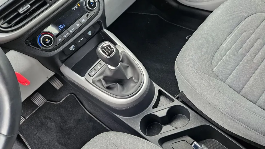 HYUNDAI i10 i10 1.2 Modern