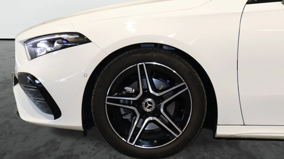 MERCEDES-BENZ A Klasa A 200 AMG Line 7G-DCT