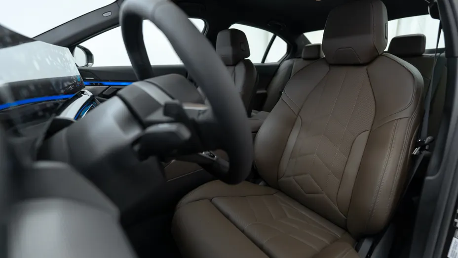 BMW Seria 5 520d mHEV M Sport aut Nowy