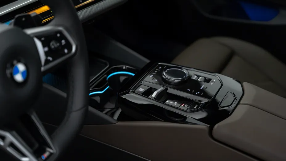 BMW Seria 5 520d mHEV M Sport aut Nowy