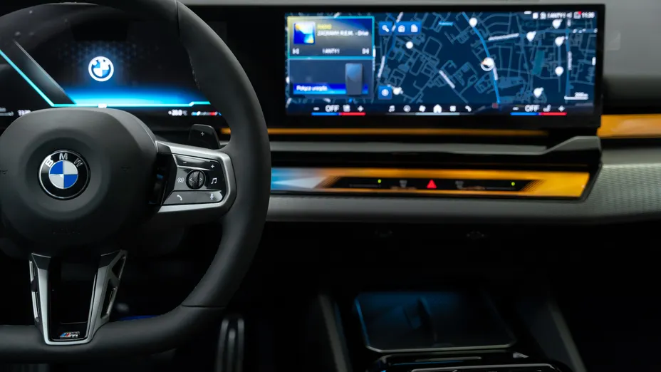 BMW Seria 5 520d mHEV M Sport aut Nowy