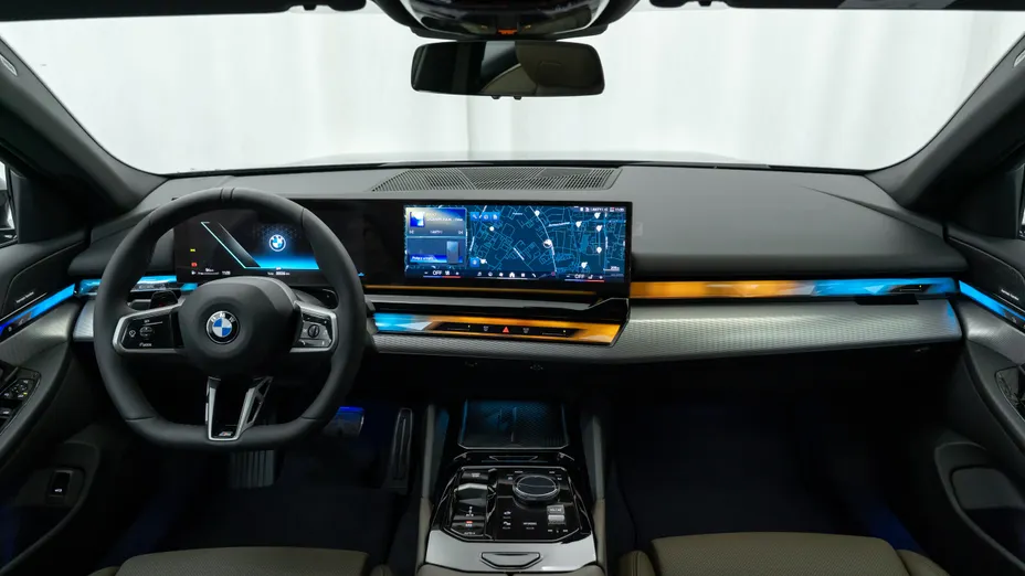 BMW Seria 5 520d mHEV M Sport aut Nowy