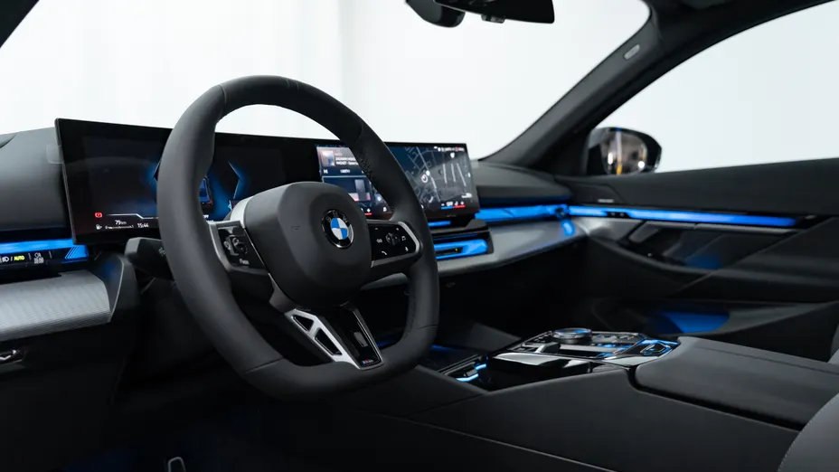 BMW Seria 5 520d mHEV M Sport aut Nowy