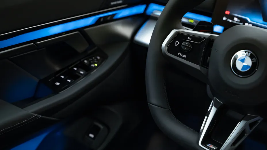 BMW Seria 5 520d mHEV M Sport aut Nowy