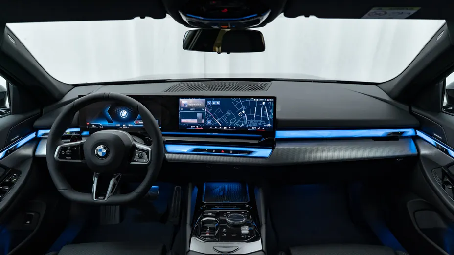 BMW Seria 5 520d mHEV M Sport aut Nowy