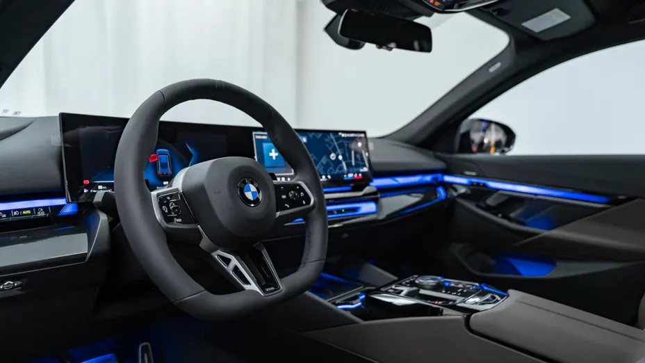 BMW Seria 5 520d xDrive mHEV M Sport aut Nowy