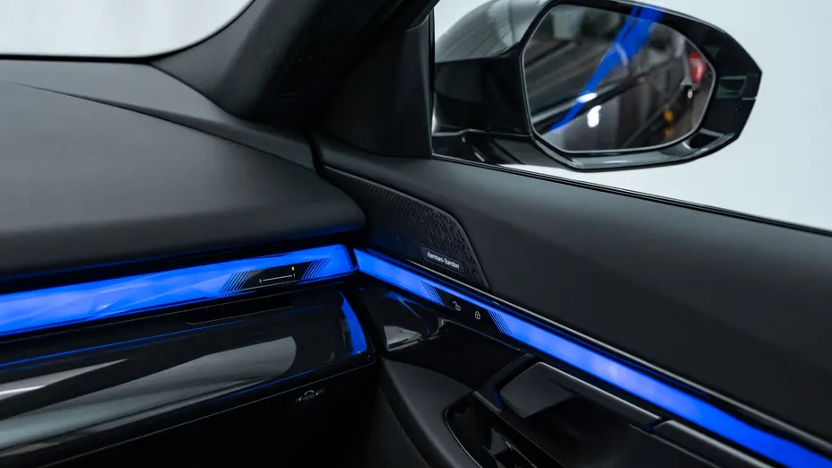 BMW Seria 5 520d xDrive mHEV M Sport aut Nowy