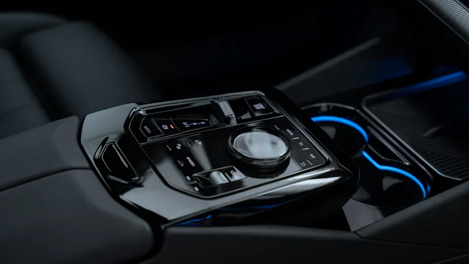 BMW Seria 5 520d xDrive mHEV M Sport aut Nowy