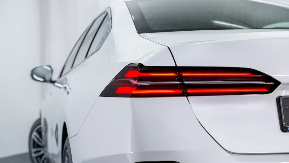 BMW Seria 5 520i mHEV M Sport aut Nowy